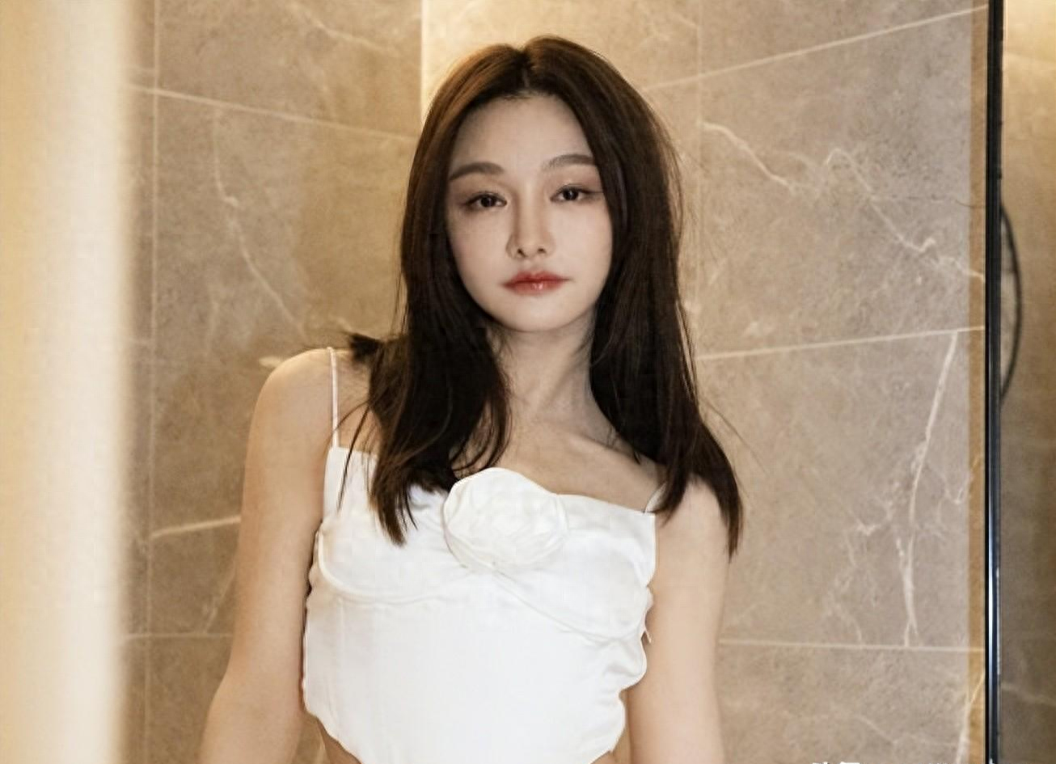 Miss背刺郭碧婷？冲上热搜第6！本人公开道歉！向佐发文护妻!-云上资源整合网