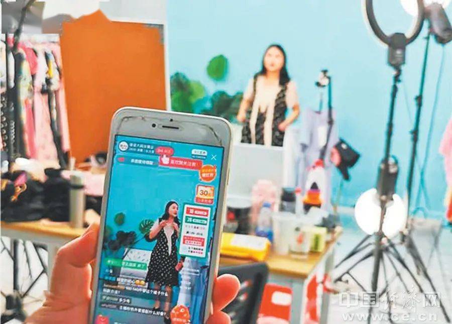 直播带货乱象的危害_如何治理直播带货乱象_直播带货的各种“乱象”