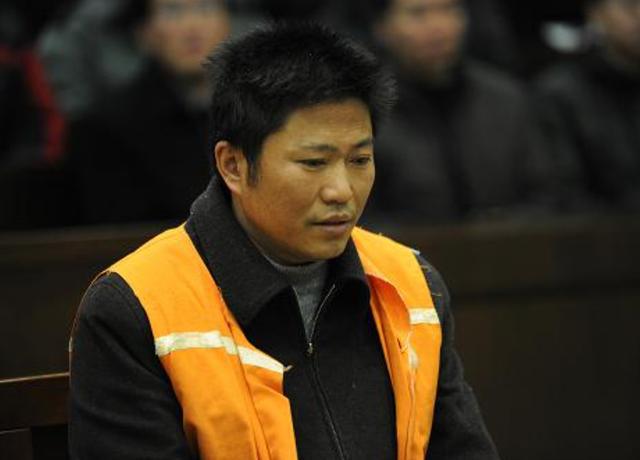 连云港一河道旁发现无名女尸_连云港女尸复原图_连云港女尸